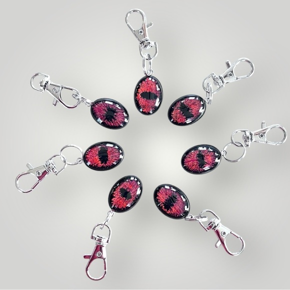 𝑯𝒂𝒏𝒅𝒎𝒂𝒅𝒆 Orange/Red Dragon Eye Keychain w/Gift Bag - Picture 4 of 9